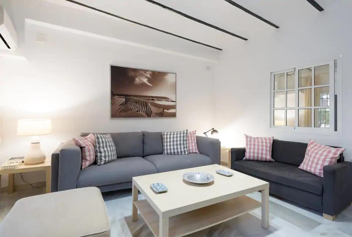 Apartamento Con Patio Malaga Bagian luar foto