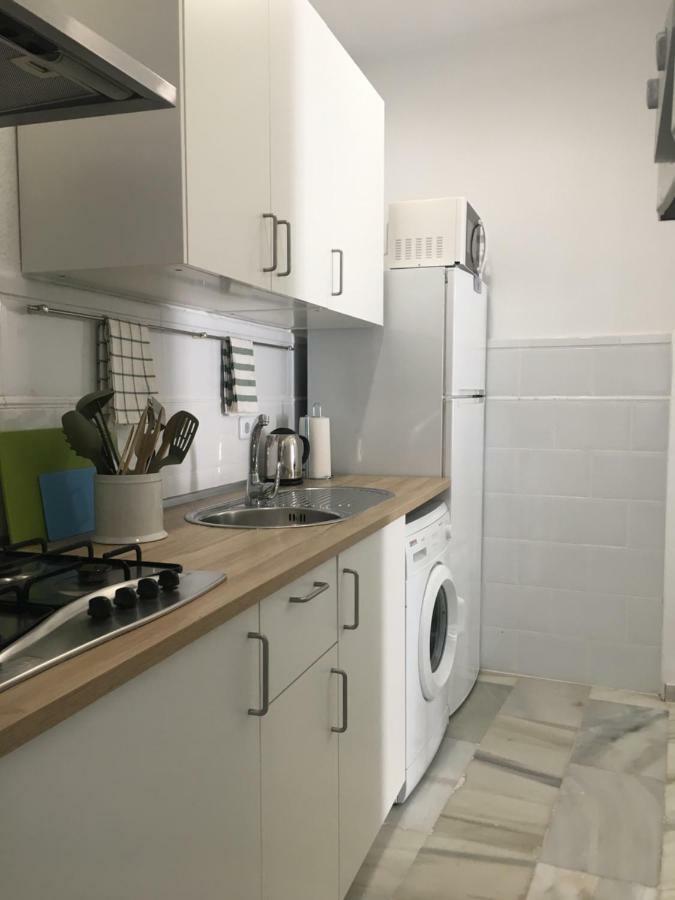 Apartamento Con Patio Malaga Bagian luar foto