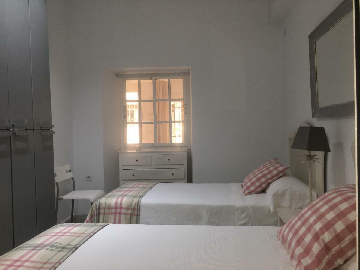 Apartamento Con Patio Malaga Bagian luar foto